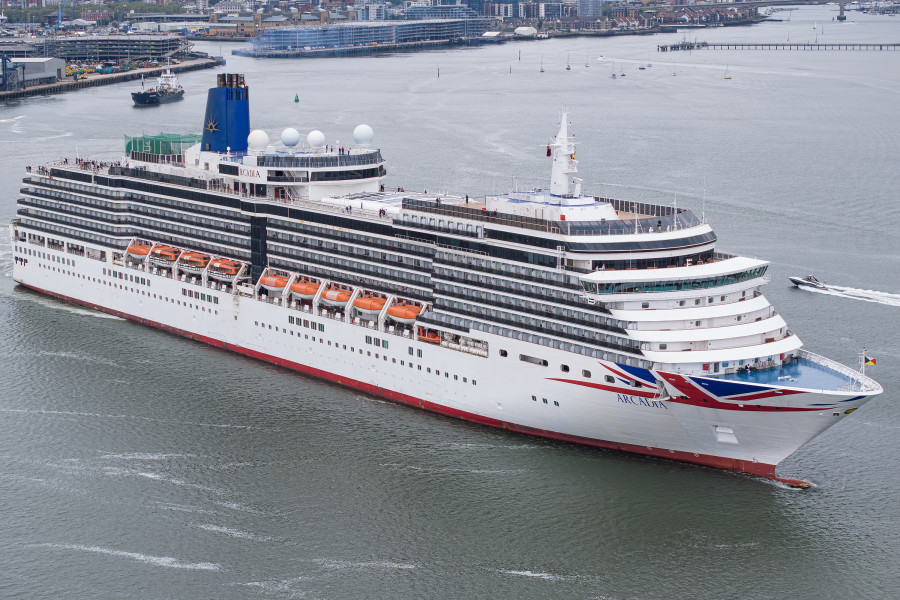 Arcadia IMO 9226906 at Southampton, UK